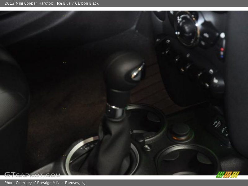 Ice Blue / Carbon Black 2013 Mini Cooper Hardtop