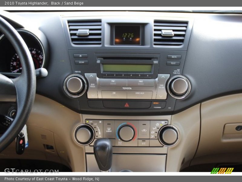 Black / Sand Beige 2010 Toyota Highlander
