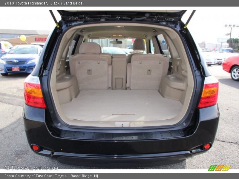 Black / Sand Beige 2010 Toyota Highlander