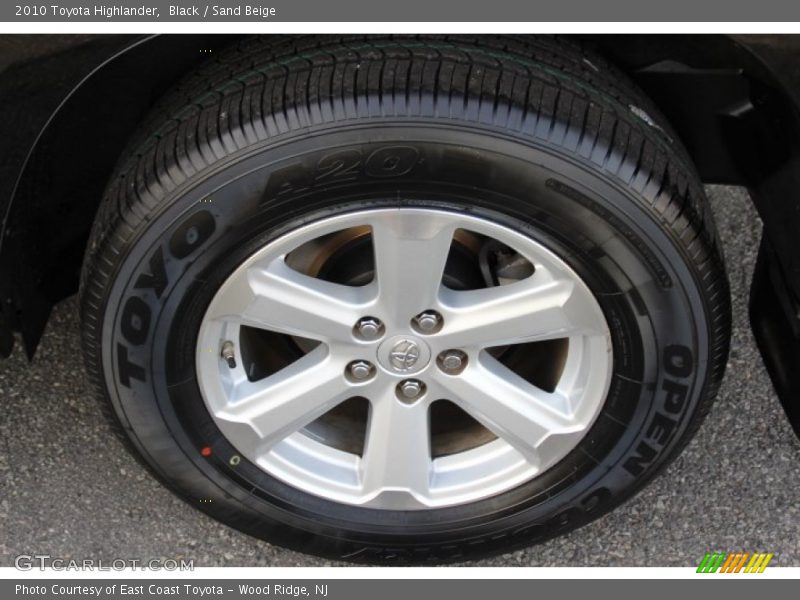 Black / Sand Beige 2010 Toyota Highlander