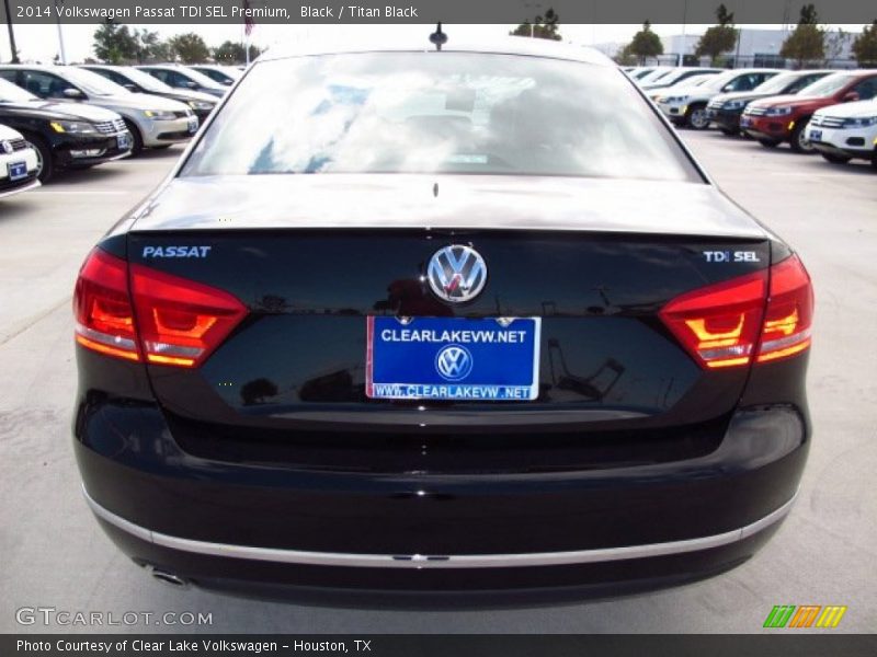 Black / Titan Black 2014 Volkswagen Passat TDI SEL Premium