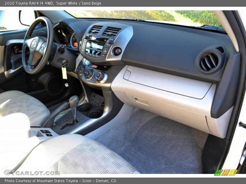Super White / Sand Beige 2010 Toyota RAV4 I4 4WD
