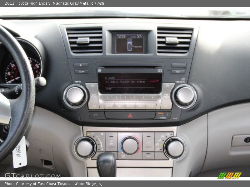 Magnetic Gray Metallic / Ash 2012 Toyota Highlander