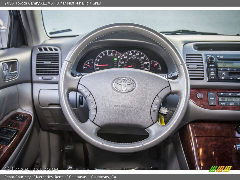 Lunar Mist Metallic / Gray 2005 Toyota Camry XLE V6