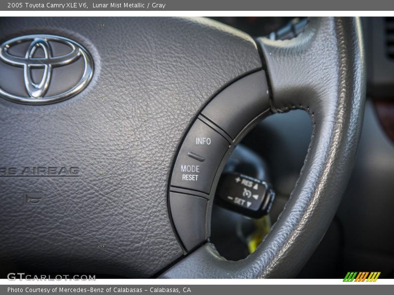 Lunar Mist Metallic / Gray 2005 Toyota Camry XLE V6