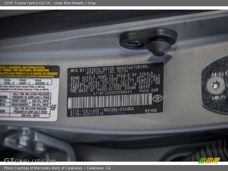 Lunar Mist Metallic / Gray 2005 Toyota Camry XLE V6