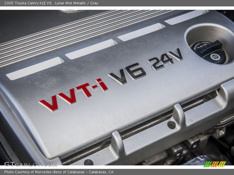 Lunar Mist Metallic / Gray 2005 Toyota Camry XLE V6