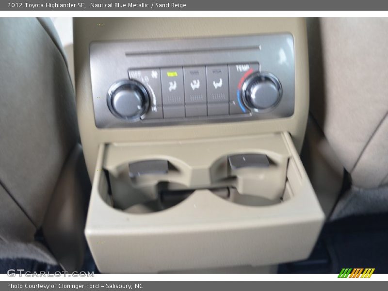 Nautical Blue Metallic / Sand Beige 2012 Toyota Highlander SE