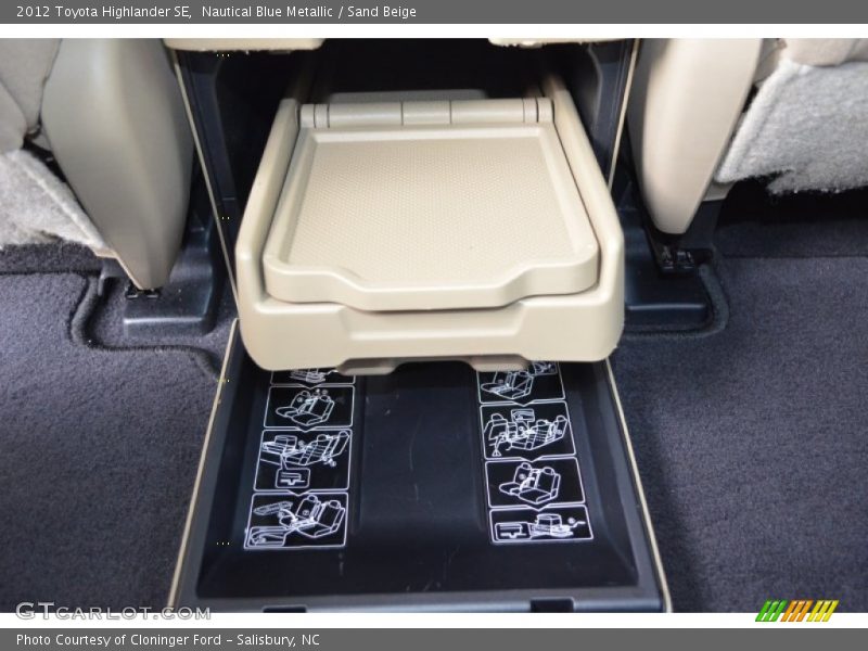 Nautical Blue Metallic / Sand Beige 2012 Toyota Highlander SE