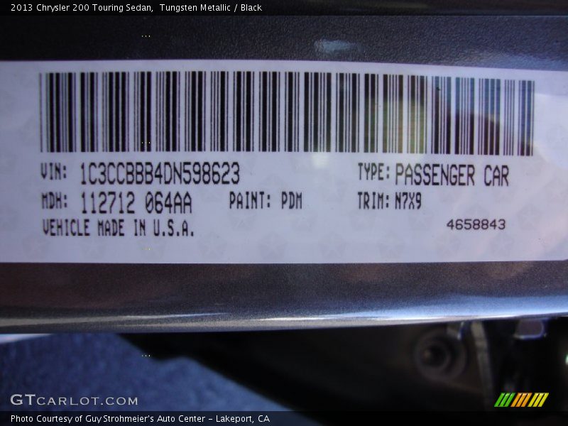 Tungsten Metallic / Black 2013 Chrysler 200 Touring Sedan