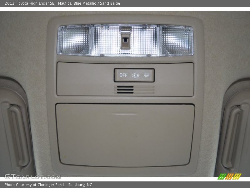 Nautical Blue Metallic / Sand Beige 2012 Toyota Highlander SE