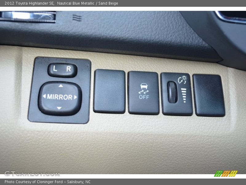Nautical Blue Metallic / Sand Beige 2012 Toyota Highlander SE
