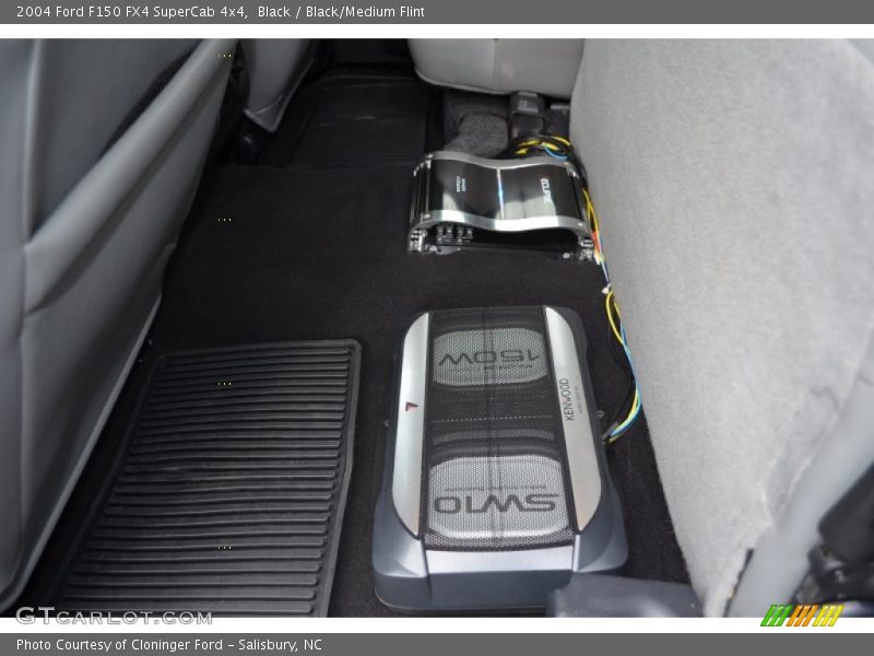 Black / Black/Medium Flint 2004 Ford F150 FX4 SuperCab 4x4