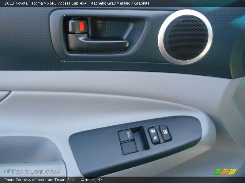 Magnetic Gray Metallic / Graphite 2013 Toyota Tacoma V6 SR5 Access Cab 4x4