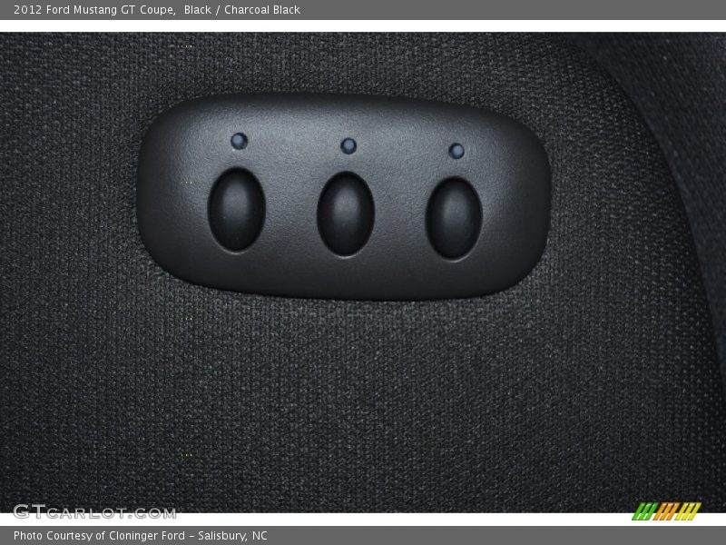 Black / Charcoal Black 2012 Ford Mustang GT Coupe