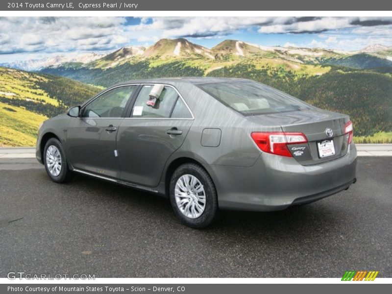 Cypress Pearl / Ivory 2014 Toyota Camry LE