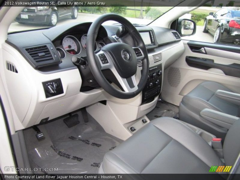 Calla Lily White / Aero Gray 2012 Volkswagen Routan SE