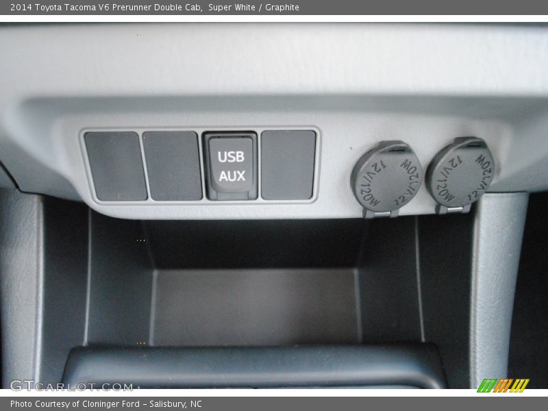 Super White / Graphite 2014 Toyota Tacoma V6 Prerunner Double Cab