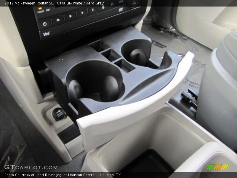 Calla Lily White / Aero Gray 2012 Volkswagen Routan SE