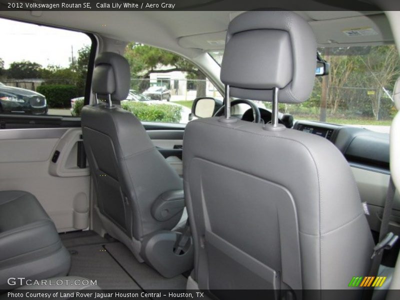 Calla Lily White / Aero Gray 2012 Volkswagen Routan SE