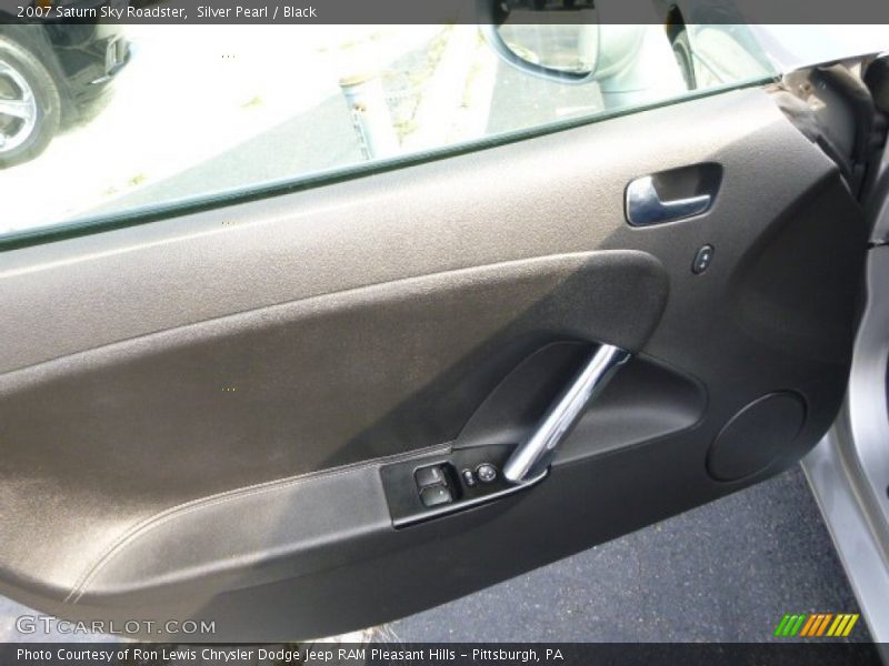 Silver Pearl / Black 2007 Saturn Sky Roadster