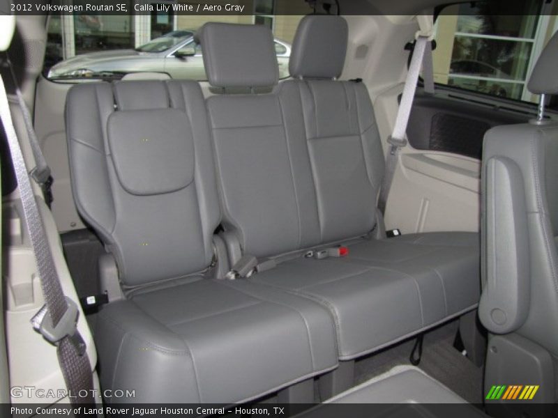 Calla Lily White / Aero Gray 2012 Volkswagen Routan SE
