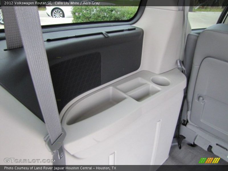 Calla Lily White / Aero Gray 2012 Volkswagen Routan SE