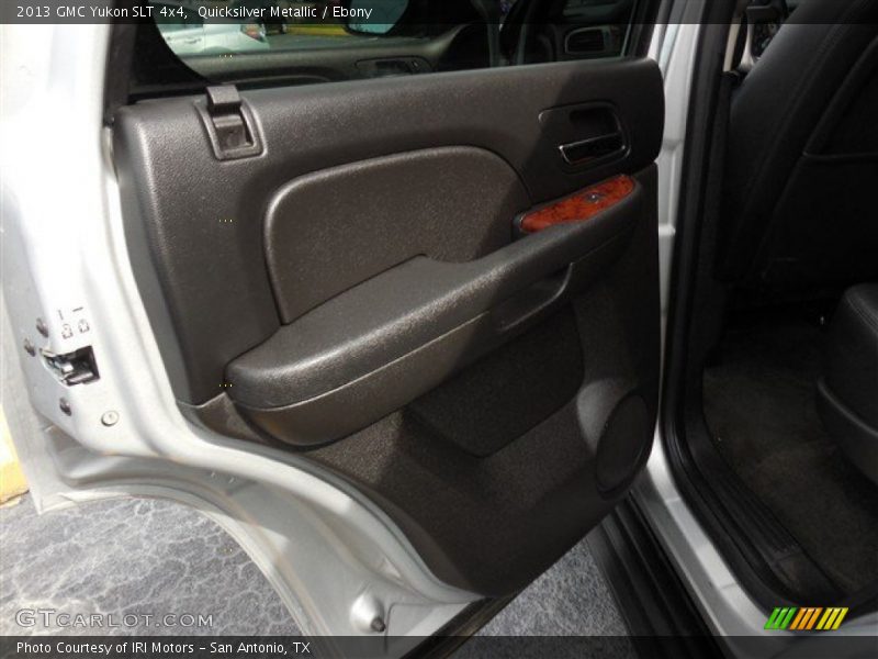 Quicksilver Metallic / Ebony 2013 GMC Yukon SLT 4x4