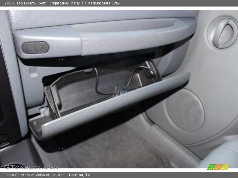 Bright Silver Metallic / Medium Slate Gray 2006 Jeep Liberty Sport