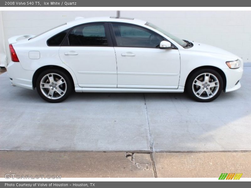  2008 S40 T5 Ice White
