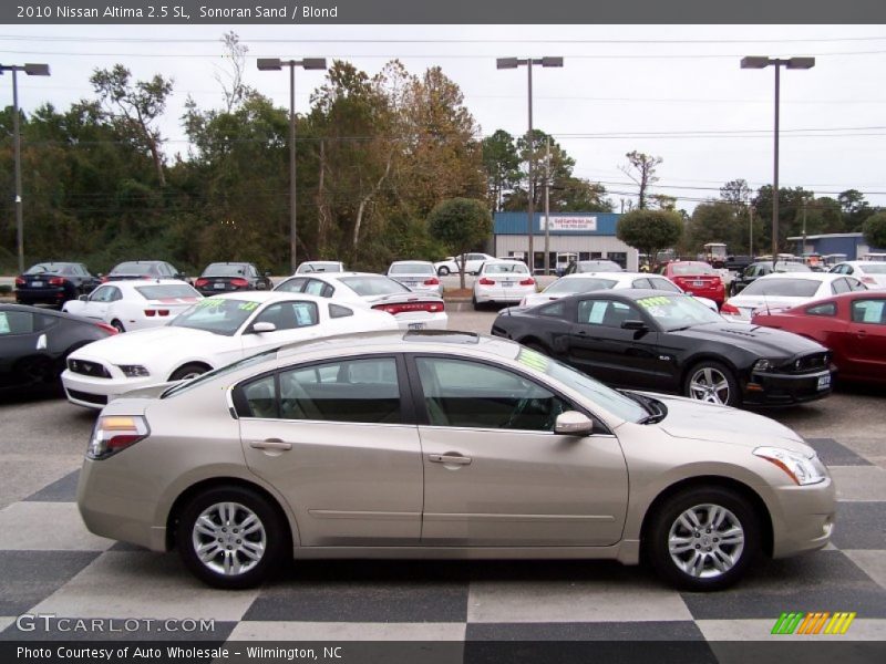 Sonoran Sand / Blond 2010 Nissan Altima 2.5 SL