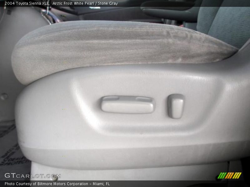 Arctic Frost White Pearl / Stone Gray 2004 Toyota Sienna XLE