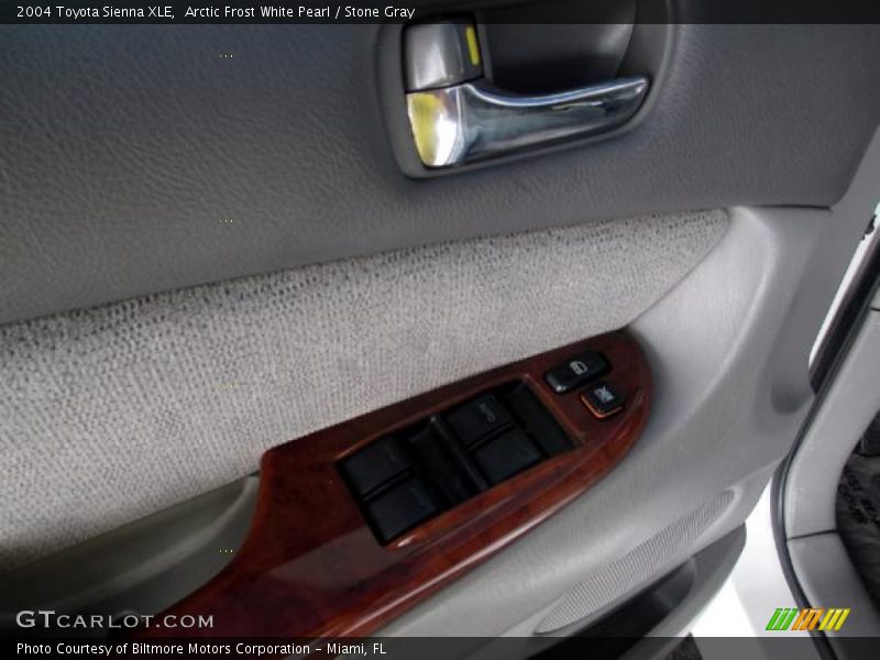 Arctic Frost White Pearl / Stone Gray 2004 Toyota Sienna XLE