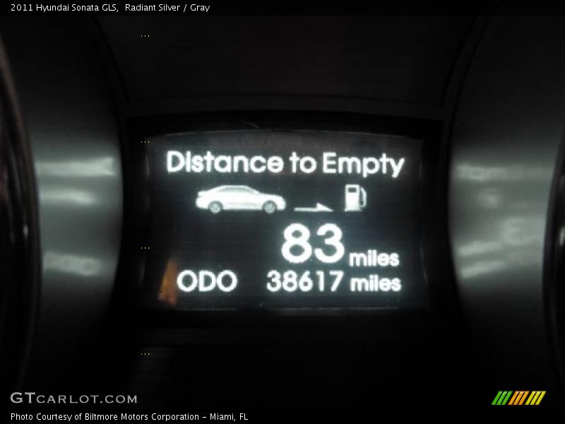 Radiant Silver / Gray 2011 Hyundai Sonata GLS