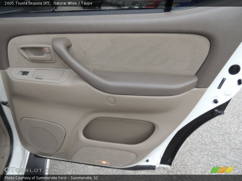 Natural White / Taupe 2005 Toyota Sequoia SR5