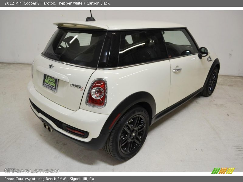 Pepper White / Carbon Black 2012 Mini Cooper S Hardtop