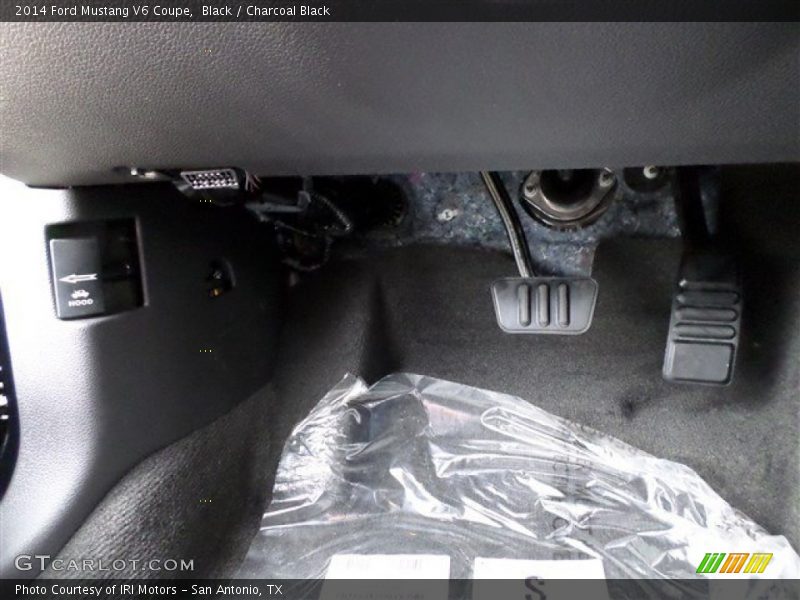 Black / Charcoal Black 2014 Ford Mustang V6 Coupe