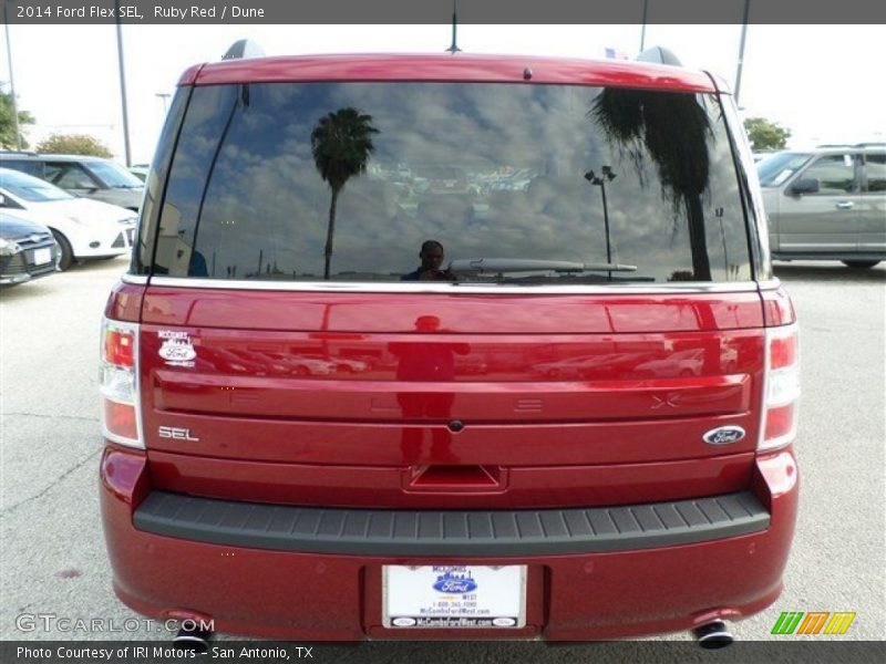 Ruby Red / Dune 2014 Ford Flex SEL
