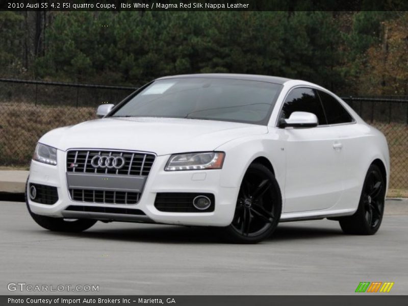 Front 3/4 View of 2010 S5 4.2 FSI quattro Coupe