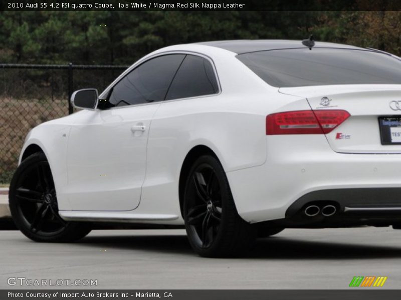 Ibis White / Magma Red Silk Nappa Leather 2010 Audi S5 4.2 FSI quattro Coupe