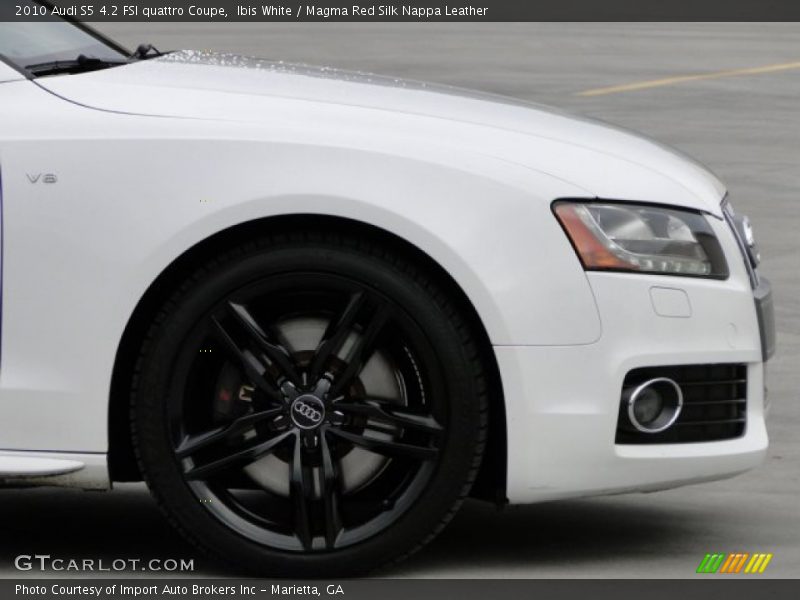 Ibis White / Magma Red Silk Nappa Leather 2010 Audi S5 4.2 FSI quattro Coupe