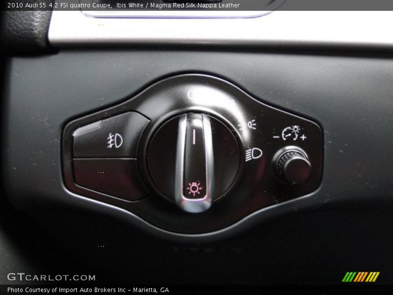 Ibis White / Magma Red Silk Nappa Leather 2010 Audi S5 4.2 FSI quattro Coupe