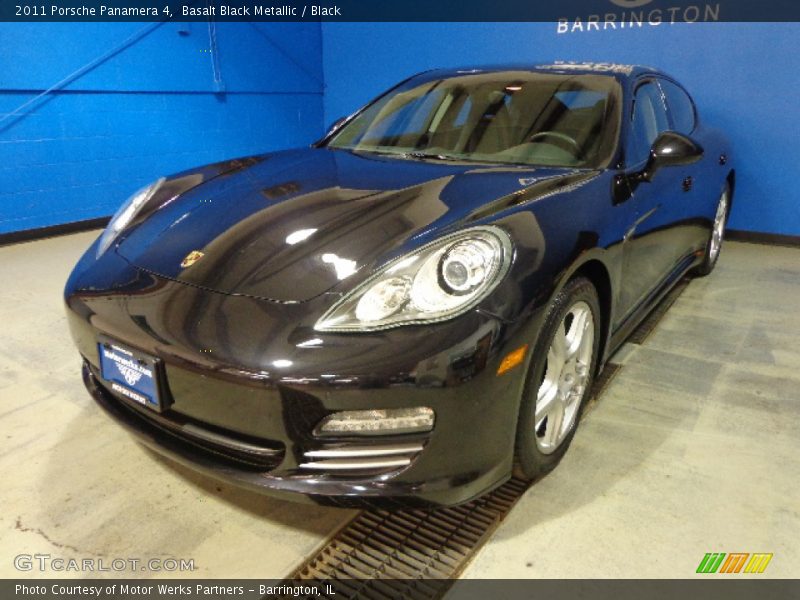 Basalt Black Metallic / Black 2011 Porsche Panamera 4