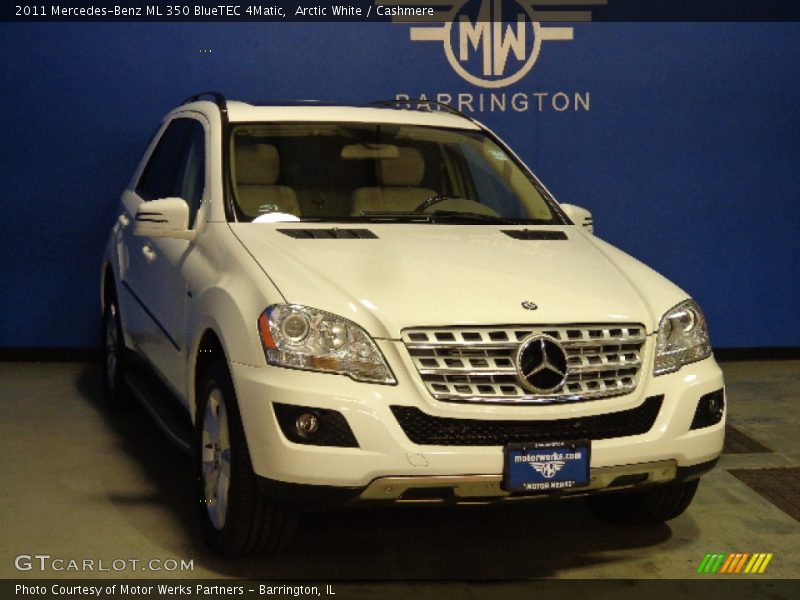 Arctic White / Cashmere 2011 Mercedes-Benz ML 350 BlueTEC 4Matic