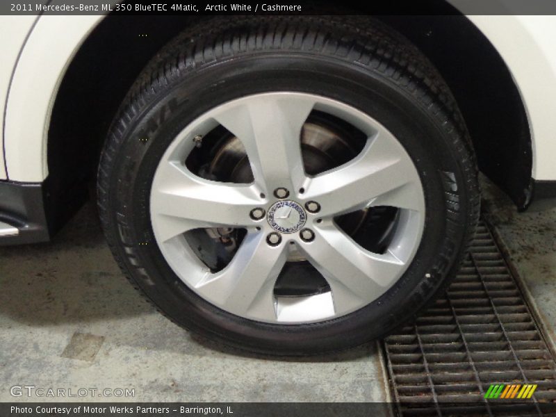 Arctic White / Cashmere 2011 Mercedes-Benz ML 350 BlueTEC 4Matic