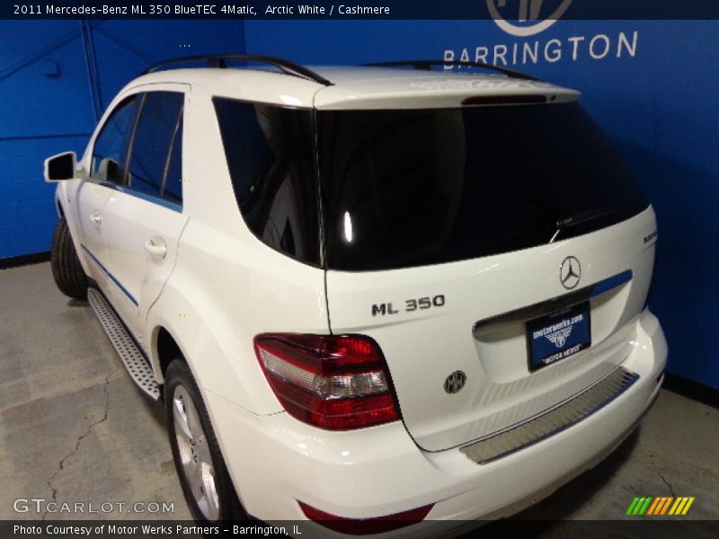 Arctic White / Cashmere 2011 Mercedes-Benz ML 350 BlueTEC 4Matic