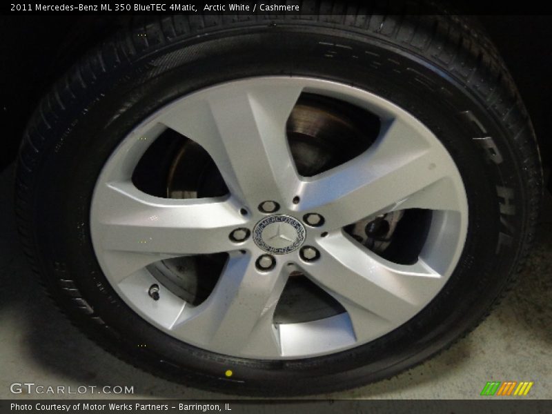 Arctic White / Cashmere 2011 Mercedes-Benz ML 350 BlueTEC 4Matic