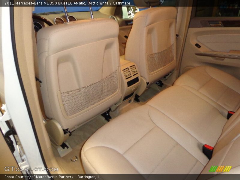 Arctic White / Cashmere 2011 Mercedes-Benz ML 350 BlueTEC 4Matic