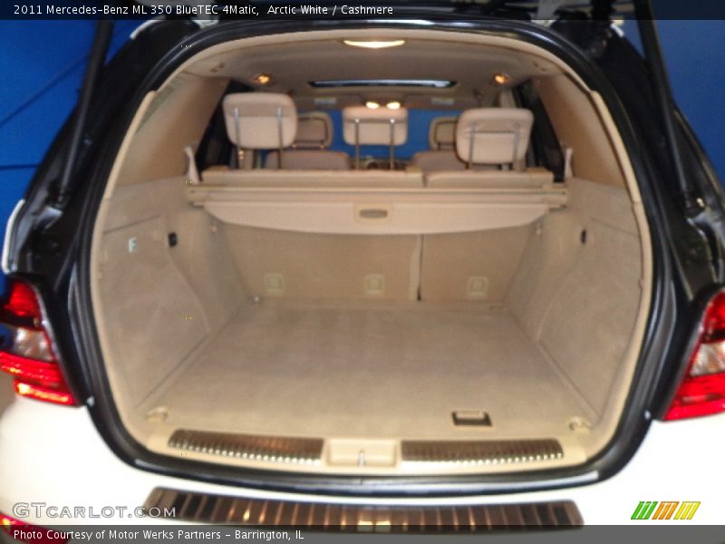 Arctic White / Cashmere 2011 Mercedes-Benz ML 350 BlueTEC 4Matic