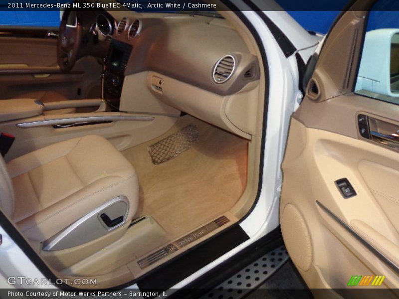Arctic White / Cashmere 2011 Mercedes-Benz ML 350 BlueTEC 4Matic